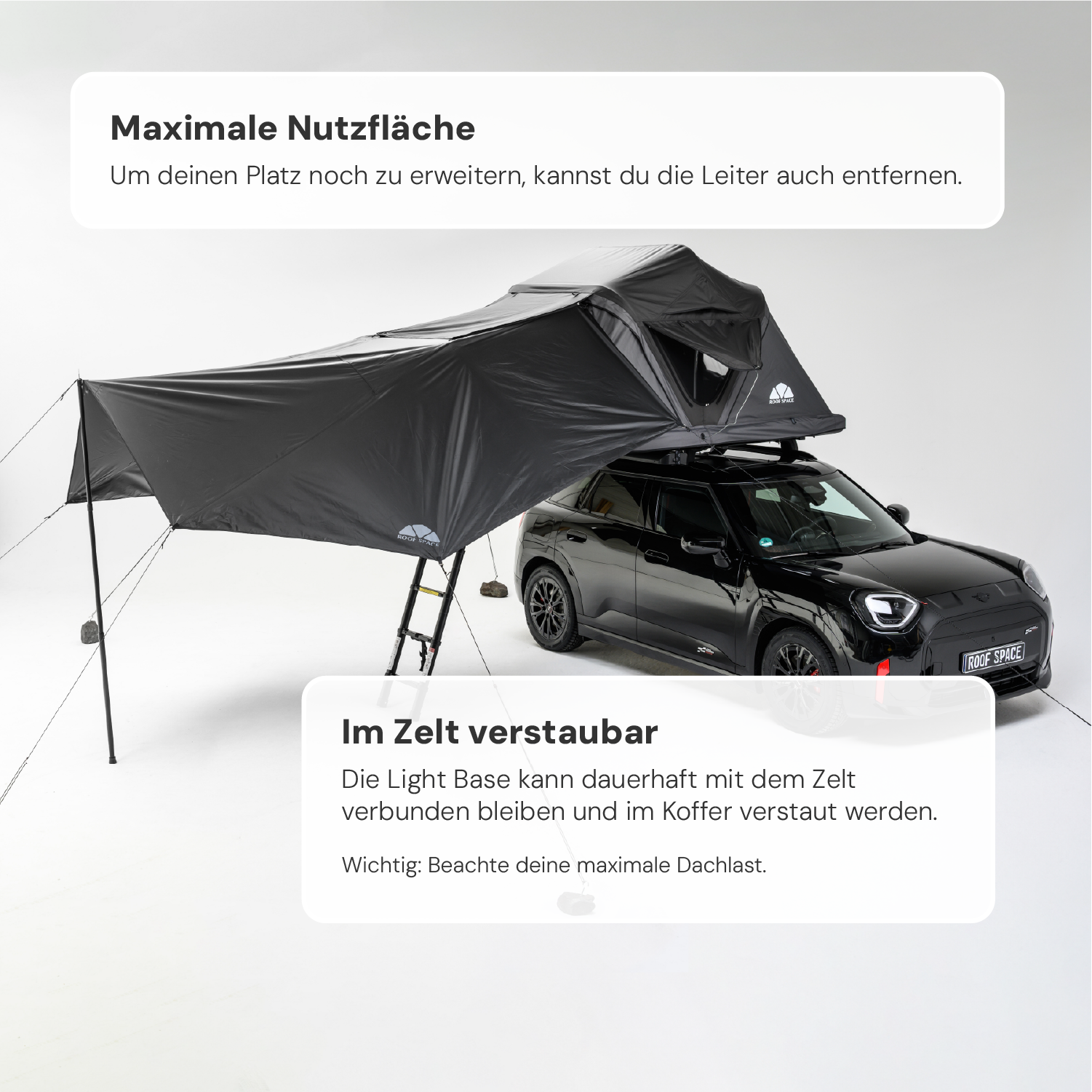 Schwarzes Mini Cooper-Auto mit montiertem Dachzelt und ausfahrbarer Markise auf weißem Untergrund. Text: "Maximale Nutzfläche", "Im Zelt verstaubar" und "ROOF SPACE".