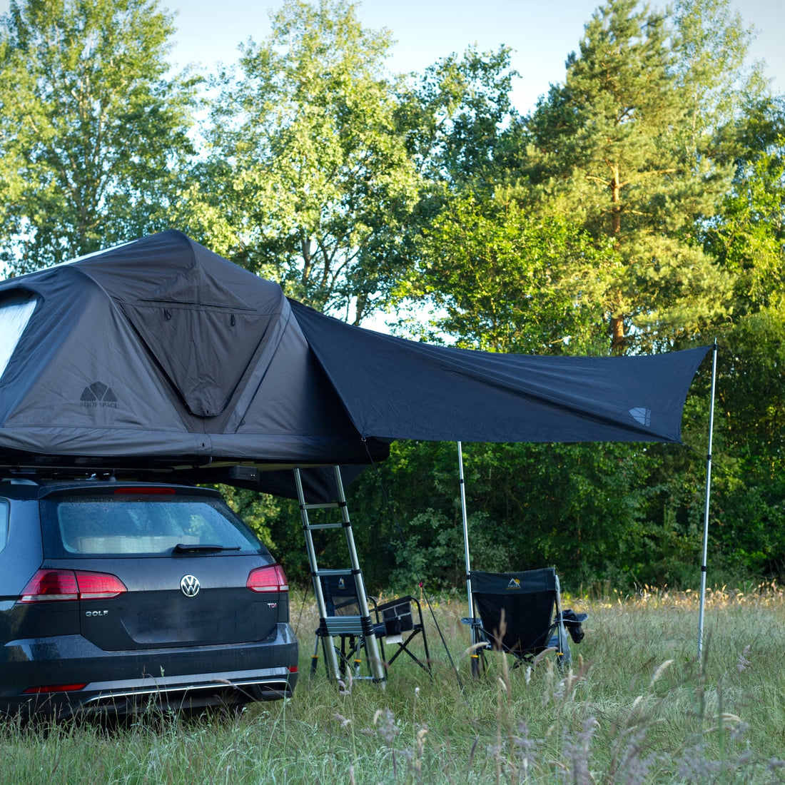 LIGHT AWNING