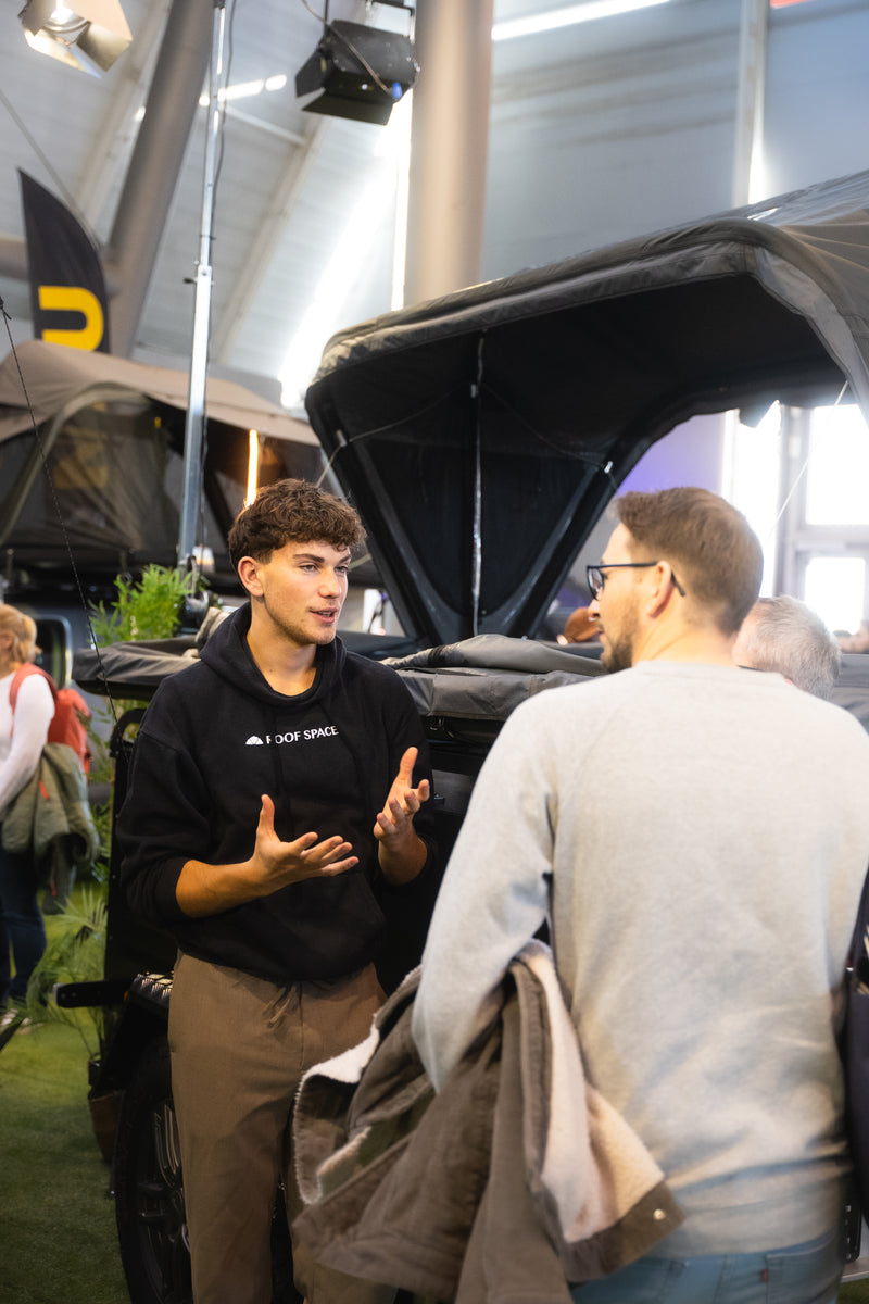 Customer-focused & authentic