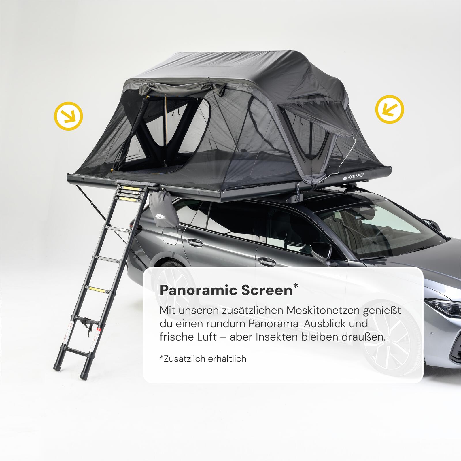 Ein graues Dachzelt auf einem Auto mit Leiter; Text "Panoramic Screen* Mit unseren zusätzlichen Moskitonetzen genießt du einen rundum Panorama-Ausblick..." ist sichtbar.