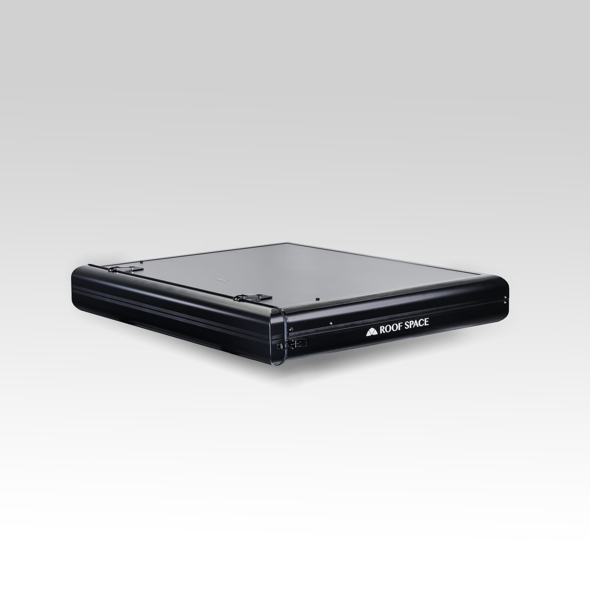 Schwarzer Roof Space 2 Dachbox mit mattem Finish und verstärkten Kanten